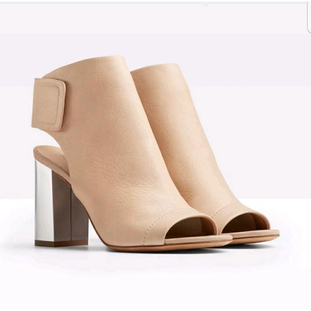 Vince Addie Open Toe Buckle Back Sandals Block Heel Leather Size 8.5